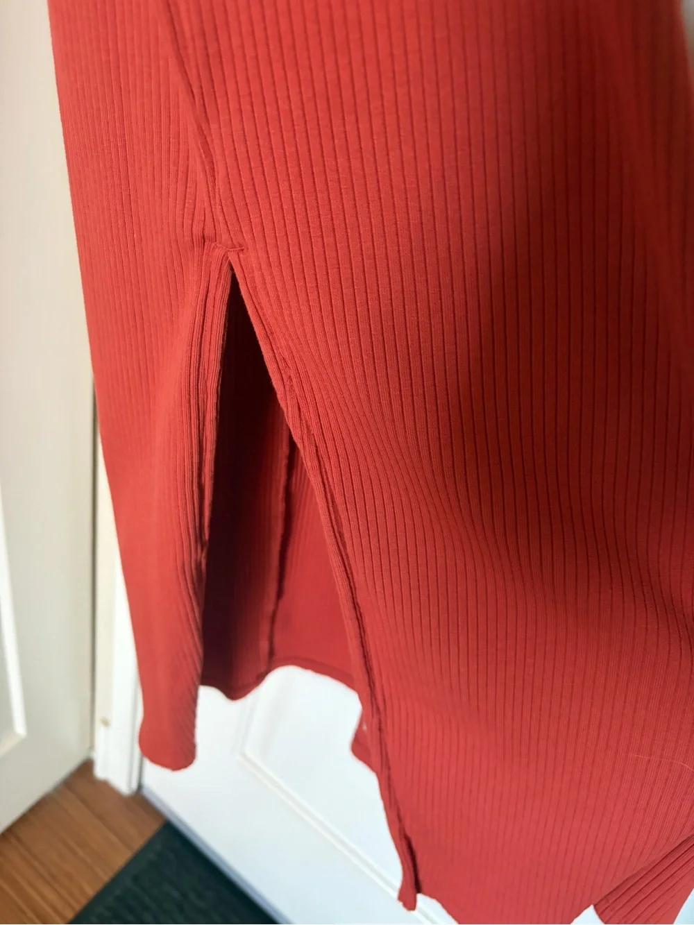 Women’s Ribbed Maxi Skirt in Brick Red